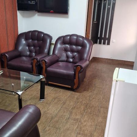Polo Hotel Yerevan Bagian luar foto